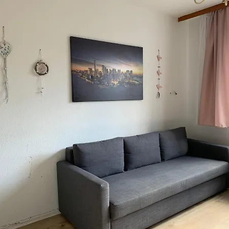 Lebt-wohnung Für Bis Zu 12 Personen