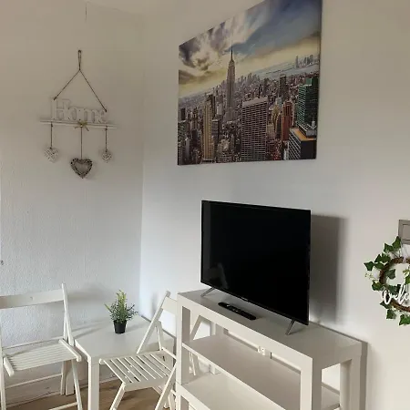 Apartment Lebt-wohnung Für Bis Zu 12 Personen Berlin